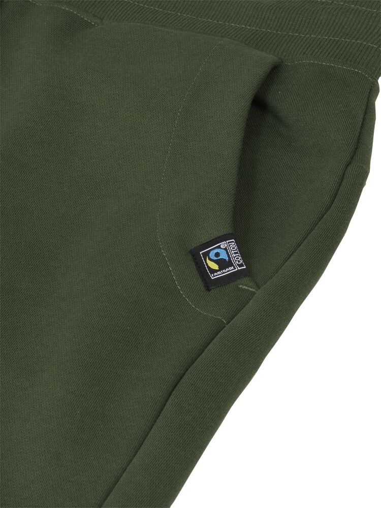 141214-675_Key-Shorts_Dk-Green_Closeup2