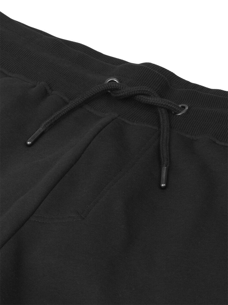 141214-990_Key-Shorts_Black_Closeup1
