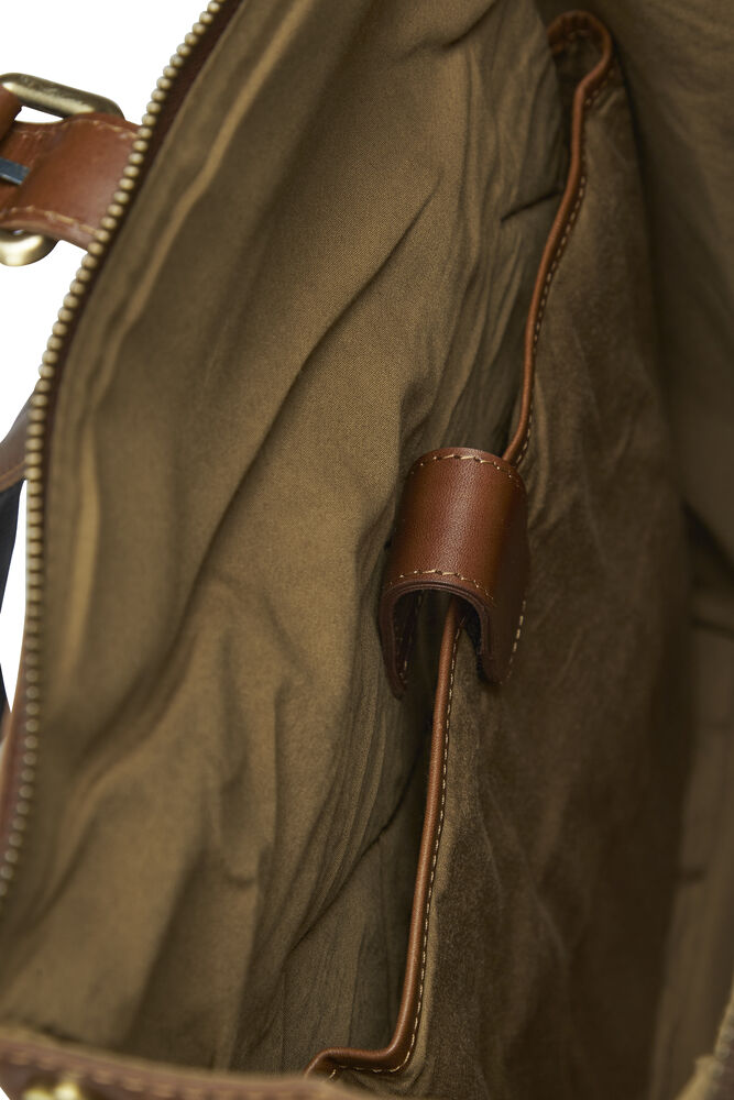 158953_LeatherLineBackpack_Cognac_Closeup6