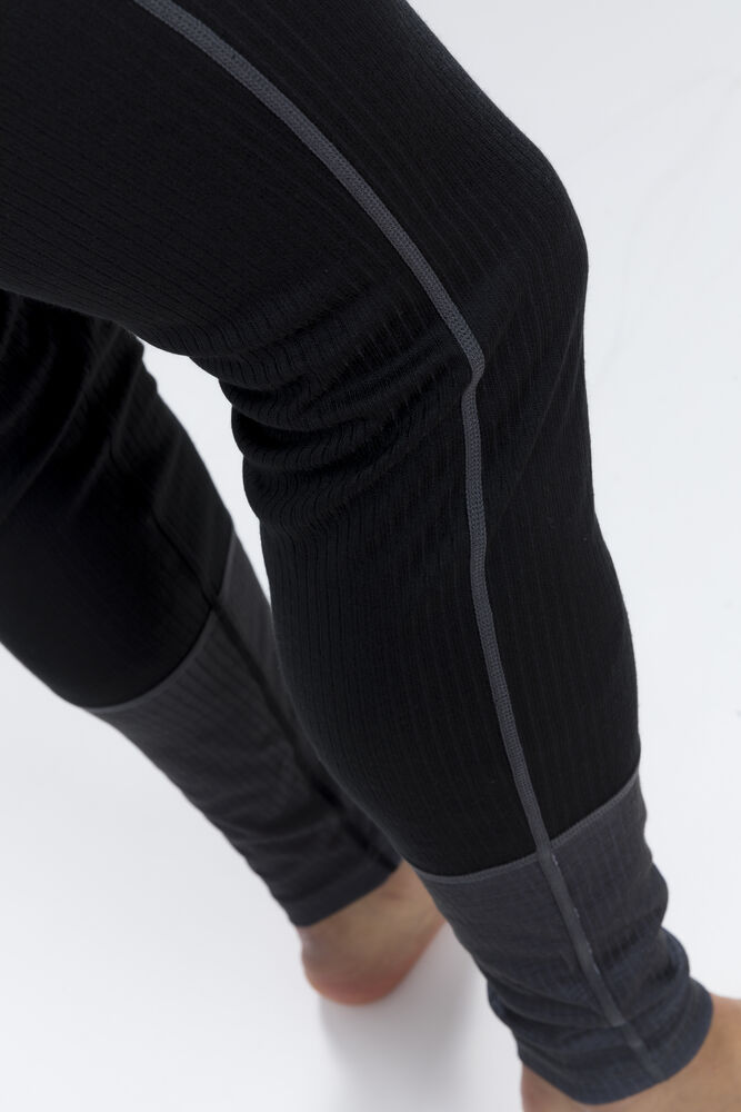 1905332_999975_Baselayer_Set_2_C5