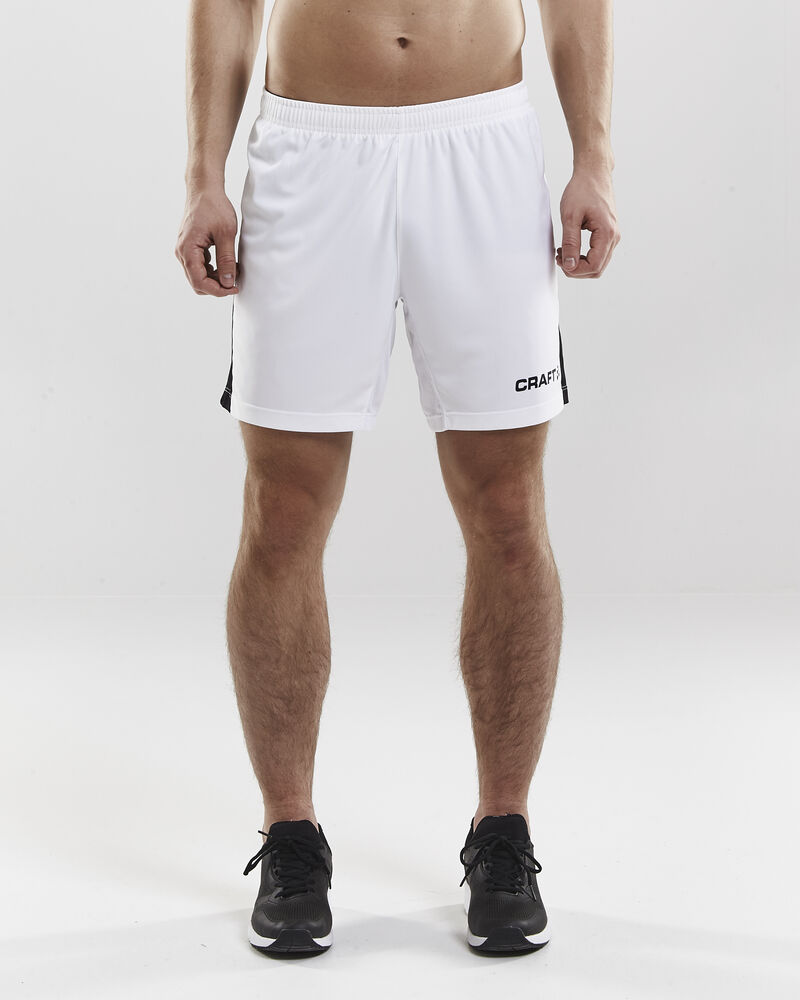 1906141-1900_PROGRESS-Short-Contrast-Men-WB_Closeup1