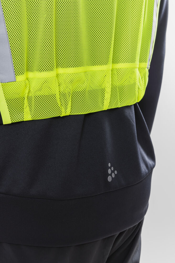 1906427_851000_All_Year_Mesh_Vest_C5