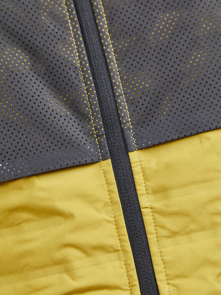 1907706-650999_Lumen-SubZ-Jacket_Closeup3