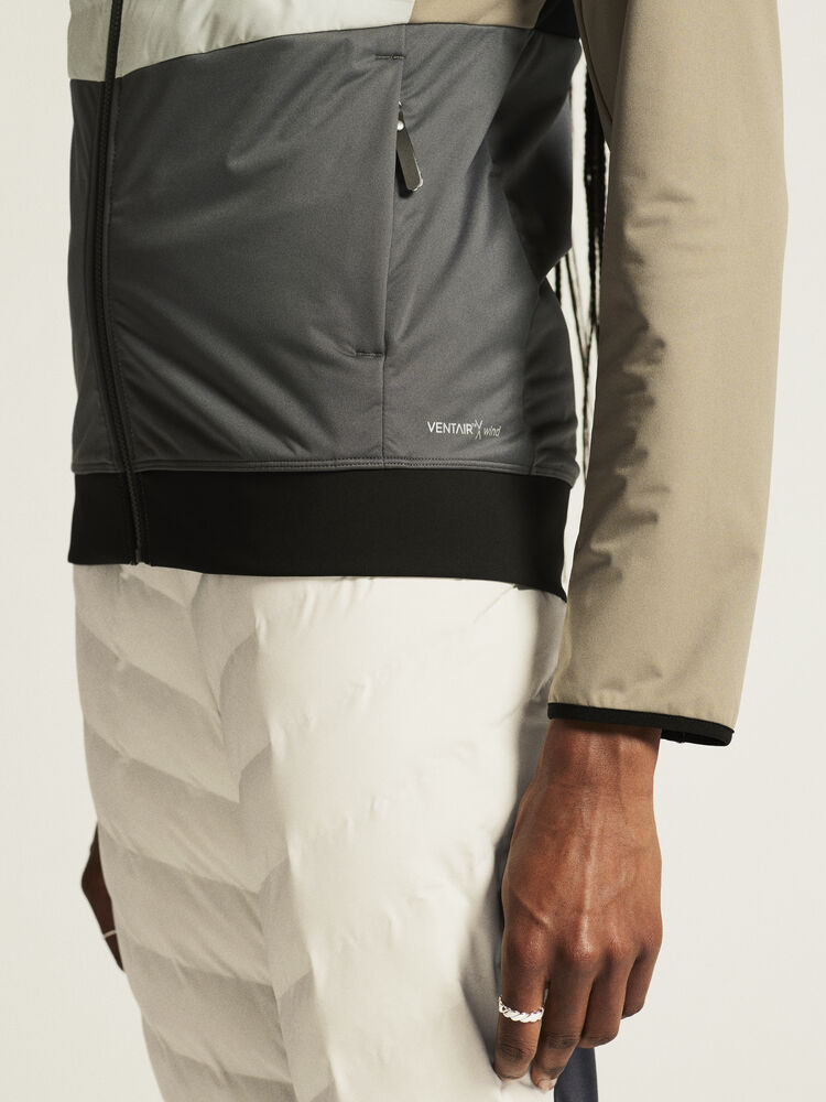 1907846-237905_ADV-Pursuit-Thermal-Jacket-W_closeup6