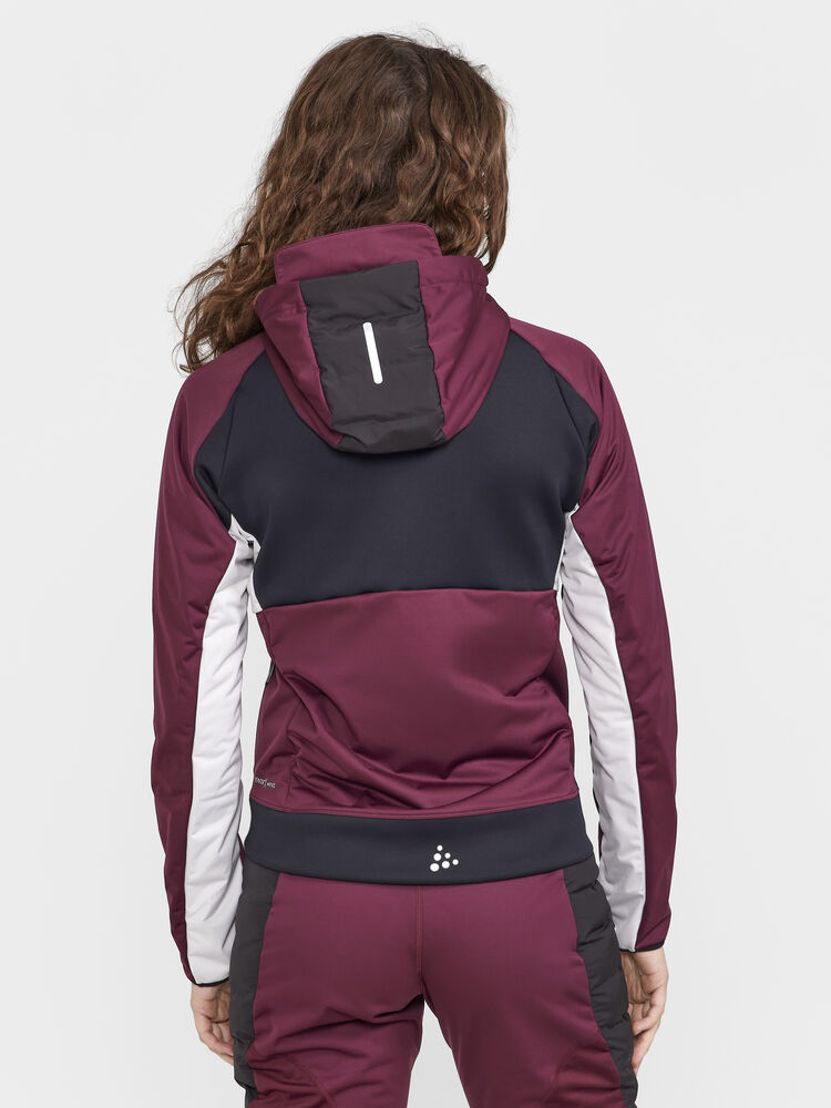 1907846-492999_ADV-Pursuit-Thermal-Jacket-W_Closeup2