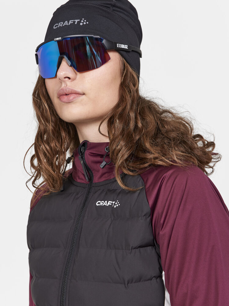 1907846-492999_ADV-Pursuit-Thermal-Jacket-W_Closeup4