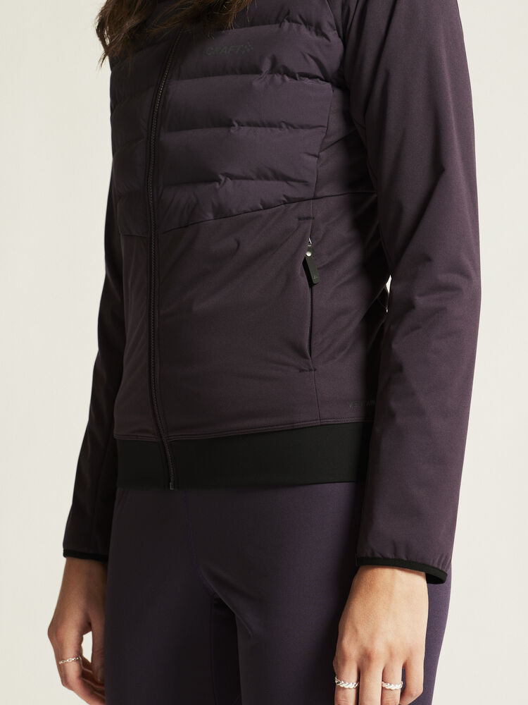 1907846-499999_ADV-Pursuit-Thermal-Jacket-W_closeup6