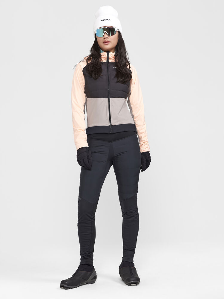 1907846-840230_ADV-Pursuit-Thermal-Jacket-W_Closeup5