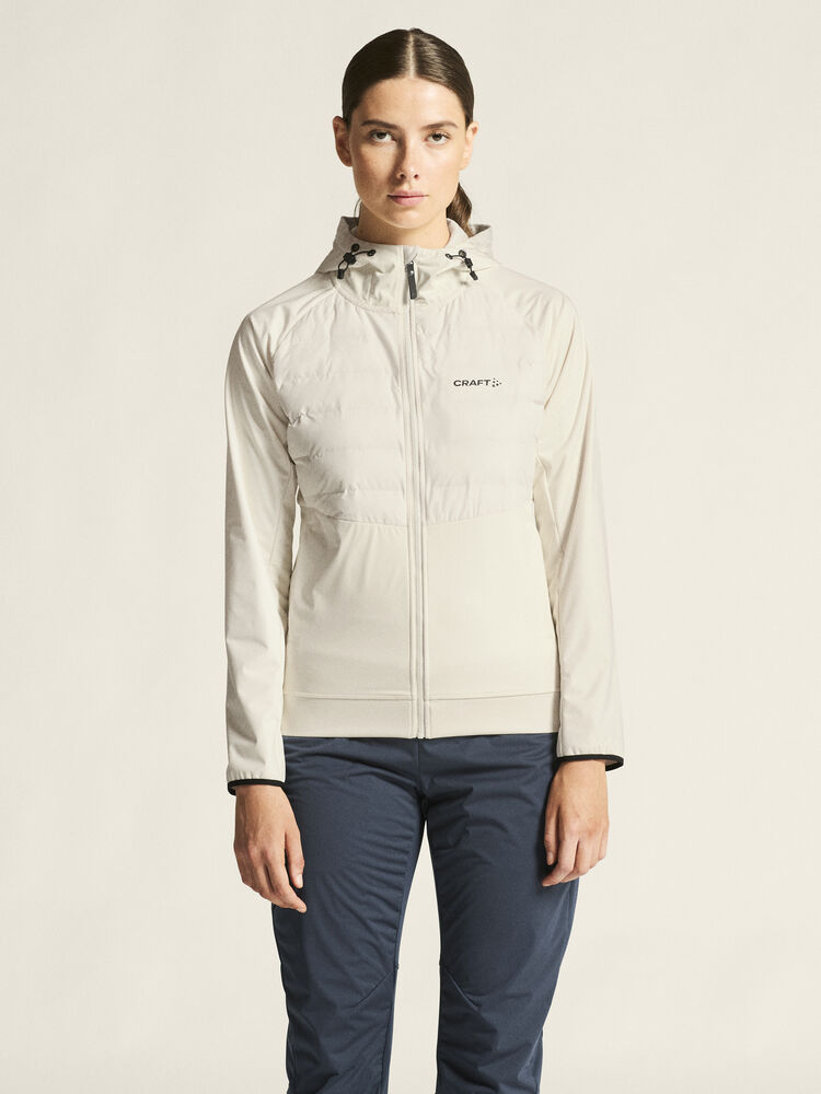 1907846-905000_ADV-Pursuit-Thermal-Jacket-W_closeup4