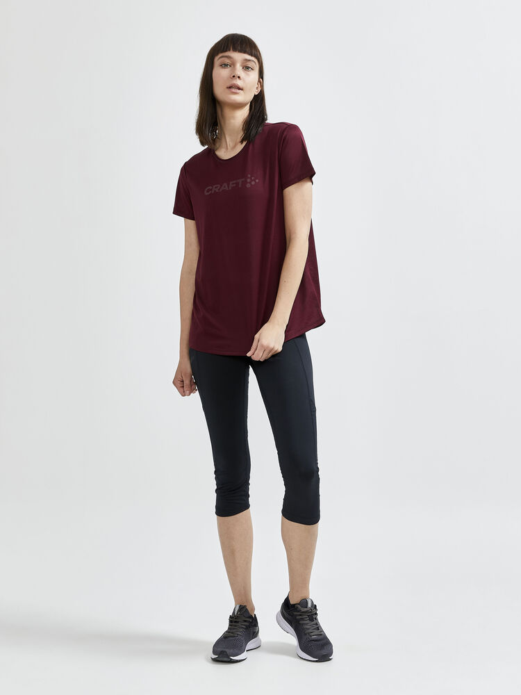 1908745-497000_Core-Essence-SS-Mesh-Tee_Closeup5