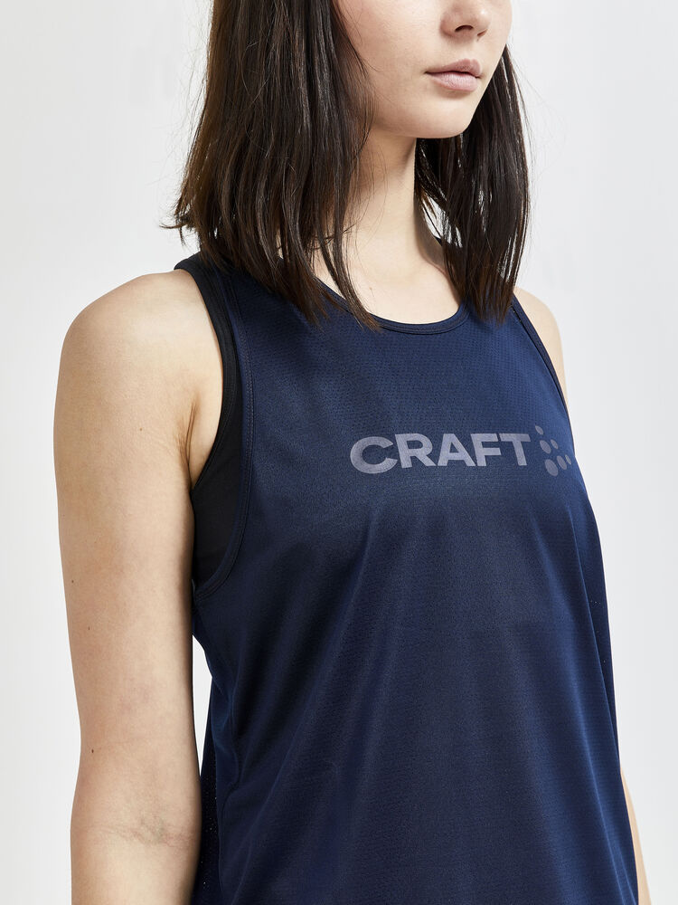 1908747-396000_Core-Essence-Mesh-Singlet_Closeup3