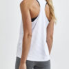 1908747-900000_Core-Essence-Mesh-Singlet_Closeup2