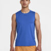 1908752-379000_ADV-Essence-SL-Tee-M_Closeup1