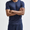 1908753-396000_ADV-Essence-SS-Tee_Closeup1
