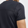 1908753-999000_ADV-Essence-SS-Tee_Closeup4