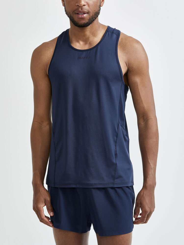1908755-396000_ADV-Essence-Singlet_Closeup1