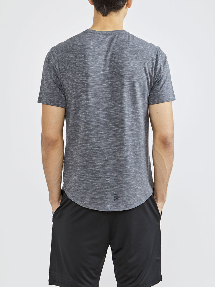 1909600-975000_Core-Sence-SS-Tee_Closeup2