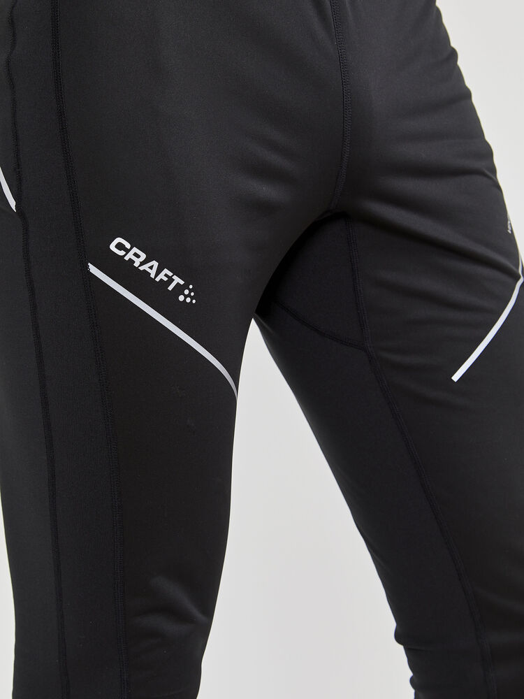 1909606-999000_ADV-Essence-Wind-Pants_Closeup4
