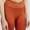 1909616-699710_Core-Sence-Tights_Closeup3