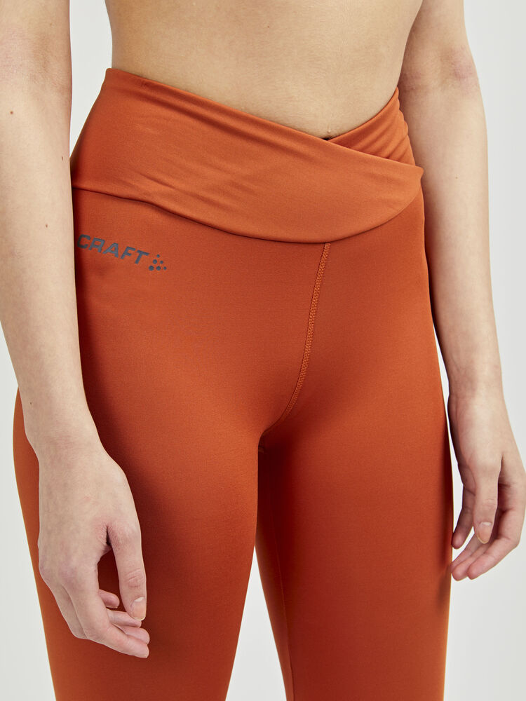 1909616-699710_Core-Sence-Tights_Closeup3