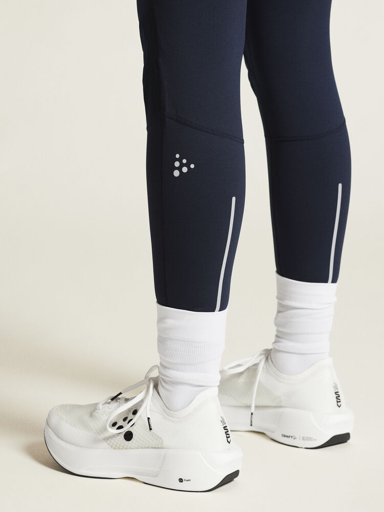 1909631-396000_ADV-Essence-Wind-Tights-W_closeup7