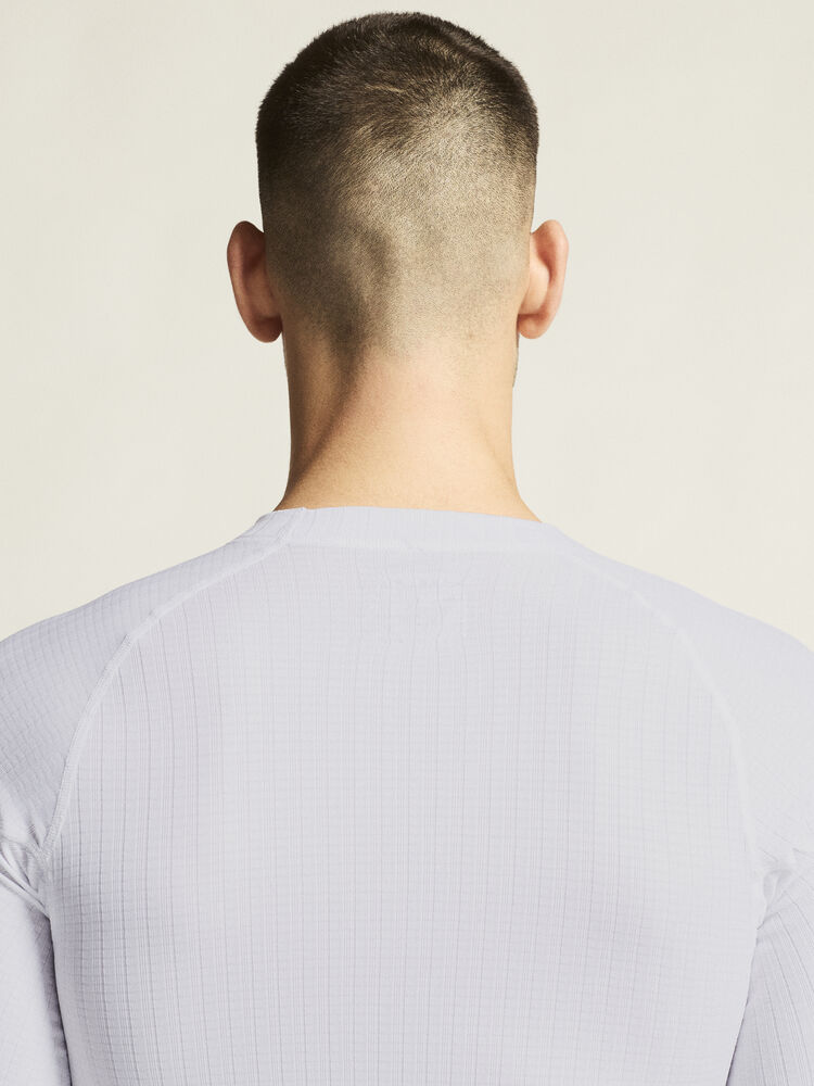 1909679-900000_Active-Extreme-X-CN-LS-M_closeup6