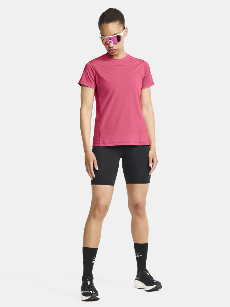 1909984-745000_ADV-Essence-SS-Tee-W_closeup6