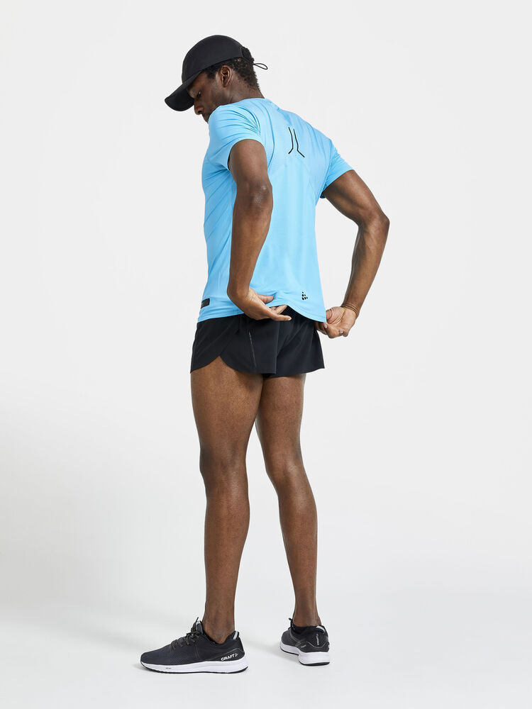 1910413-999000_PRO-Hypervent-Split-Shorts-M_Closeup5