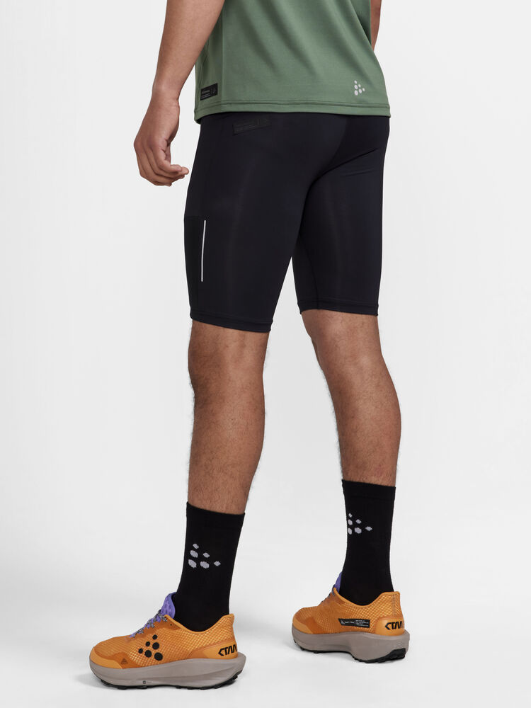 1910414-999000_PRO-Hypervent-Short-Tights-M_Closeup2