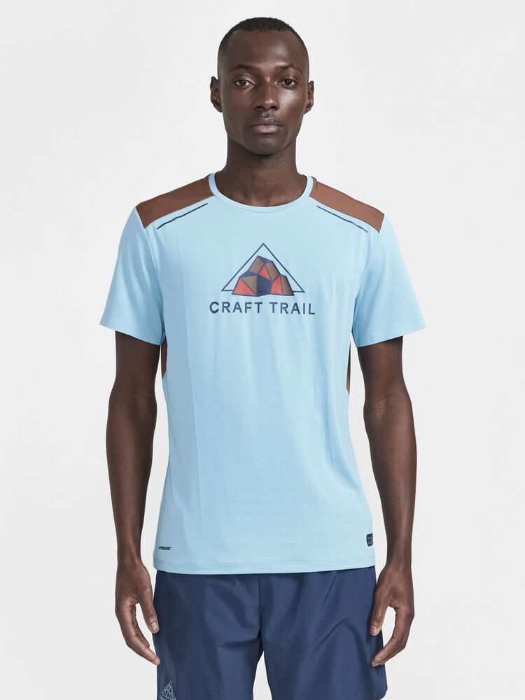 1910415-358686_PRO-Hypervent-SS-Tee-M_Closeup1