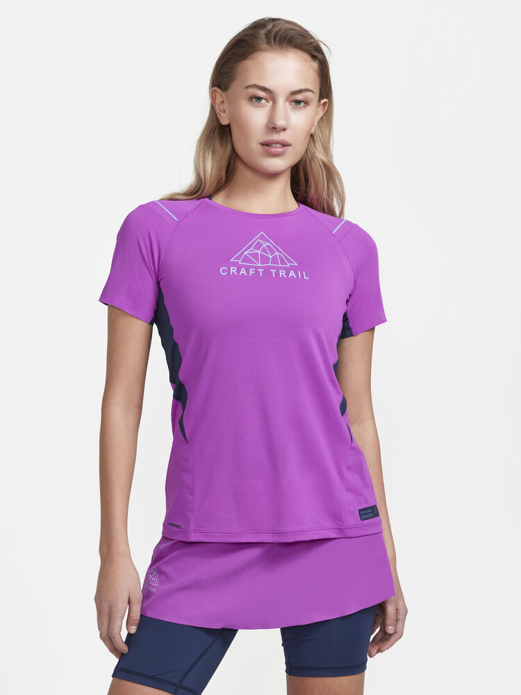 1910433-781000_PRO-Hypervent-SS-Tee-W_Closeup1