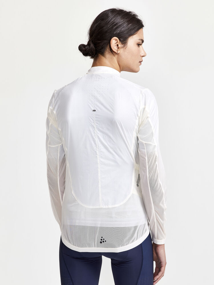 1910547-904000_Pro-Nano-Wind-Jacket-W_Closeup2