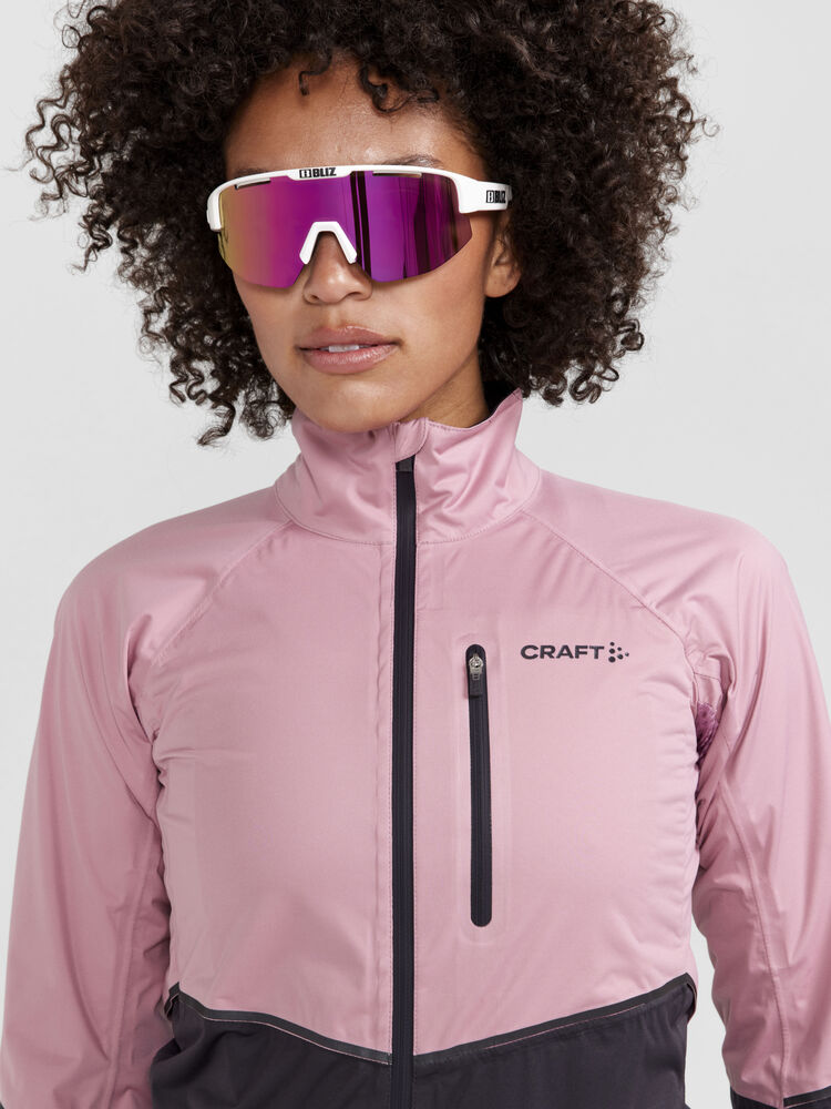 1910559-743992_Adv-Endur-Hydro-Jacket-W_Closeup3