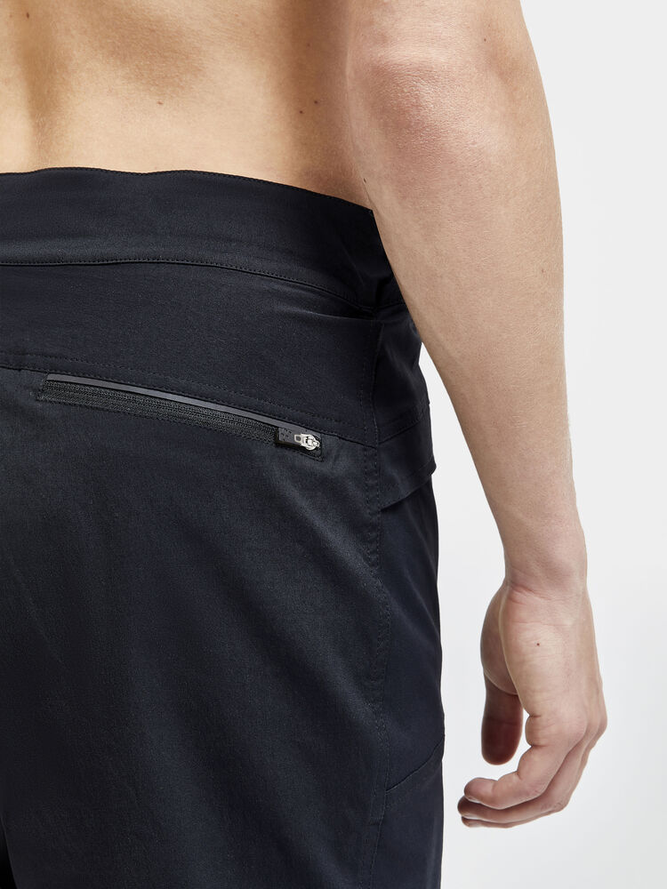 1910575-999000_Core-Offroad-XT-Shorts-M_Closeup4