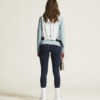 1911168-364000_CORE-Dry-Active-Comfort-LS-W_closeup3
