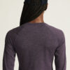 1911168-499000_CORE-Dry-Active-Comfort-LS-W_closeup7