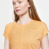 1911242-582000_Core-Essence-SS-Tee-W_Closeup3