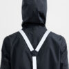 1911428-999000_CORE-Bike-Ride-Hydro-Lumen-Jacket-W_Closeup4