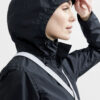 1911428-999000_CORE-Bike-Ride-Hydro-Lumen-Jacket-W_Closeup5