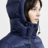 1911633-396000_ADV-Explore-Down-jacket-W_Closeup5