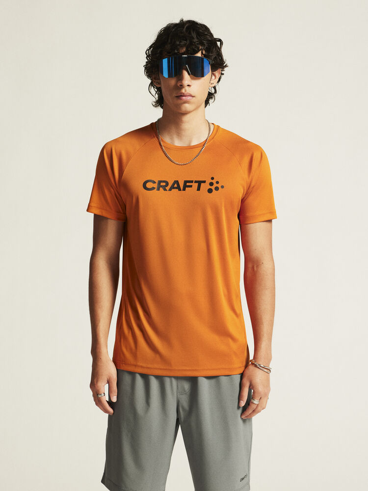 1911786-558000_Core-Essence-Logo-Tee-M_closeup4