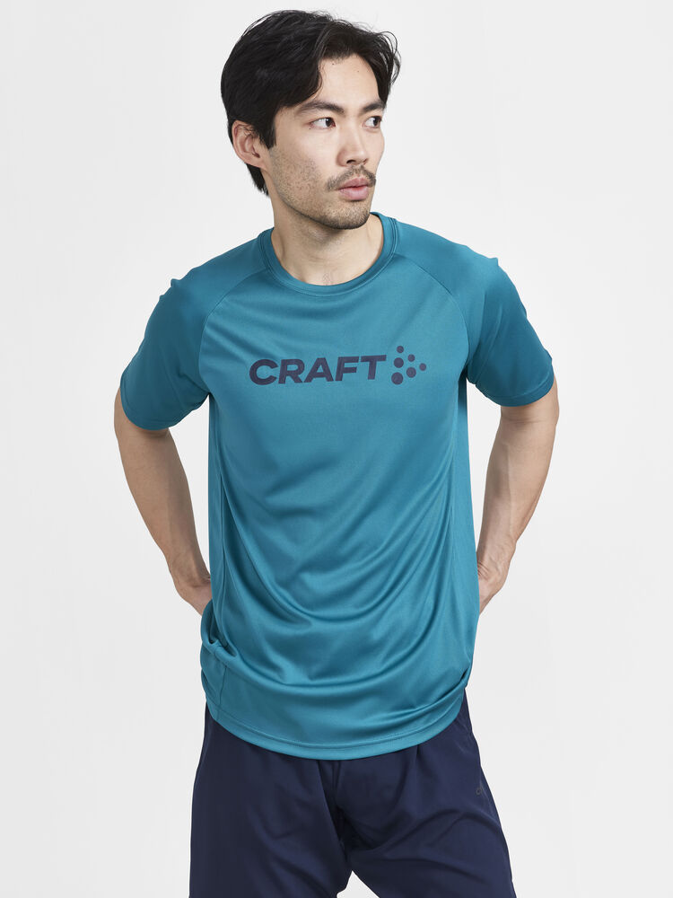 1911786-625000_Core-Essence-Logo-Tee-M_Closeup1