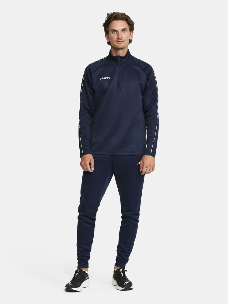 1912731-390000_Squad-2.0-Half-Zip-M_Closeup5