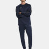 1912734-390000_Squad-2.0-Crewneck-M_Closeup5