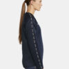 1912735-390000_Squad-2.0-Crewneck-W_Closeup2