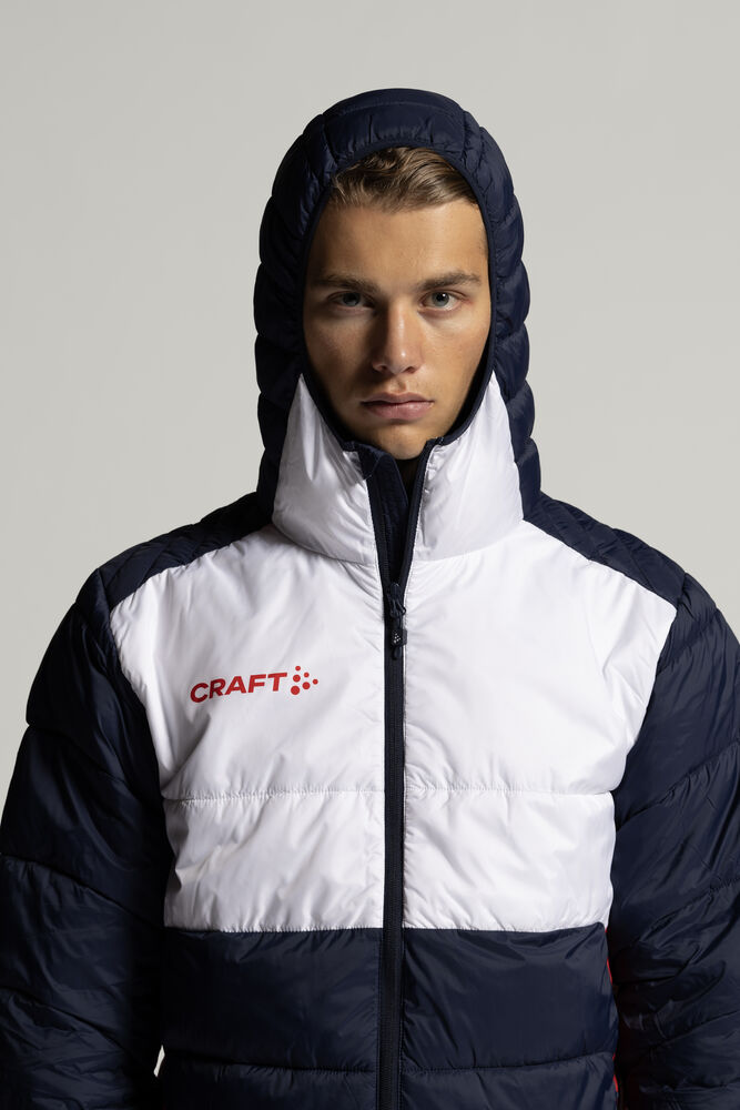 1913299-396430_NOR-Core-Explore-Isolate-Jacket-M_Closeup4