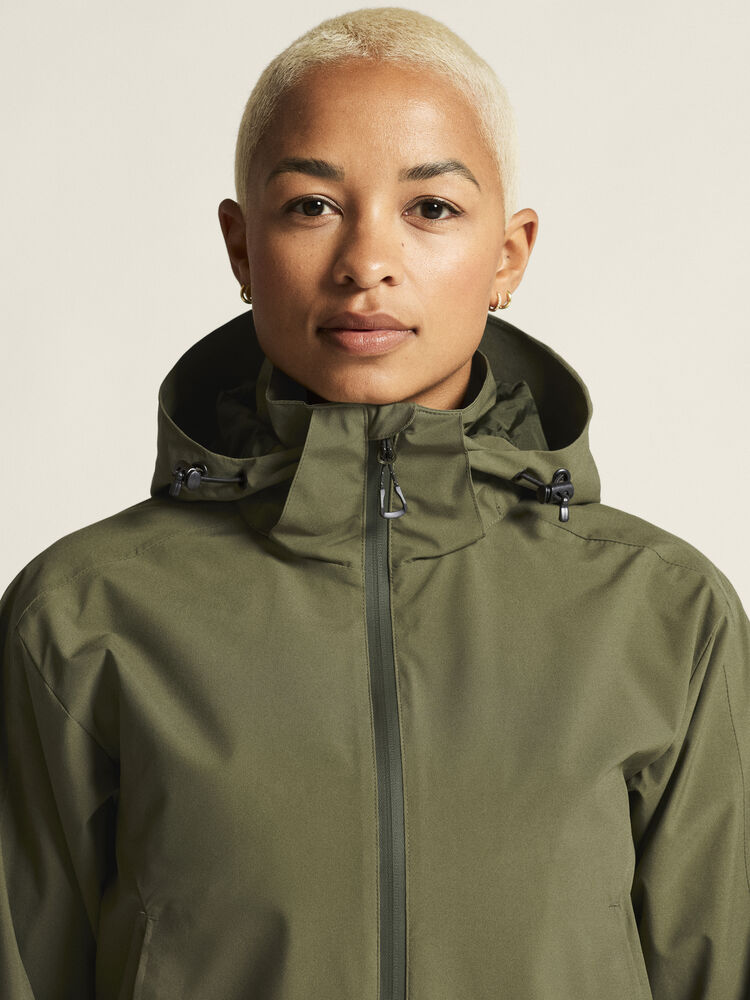 1913809-664000_CORE-Explore-Shell-Jacket-W_closeup5