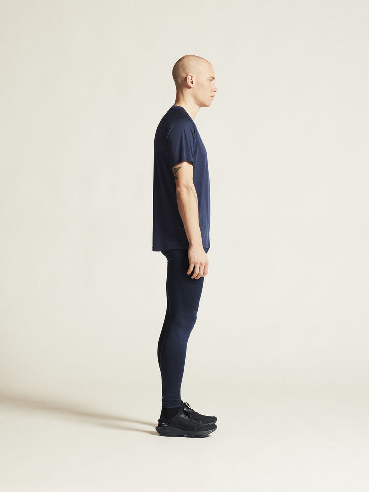 1914655-390000_Rush-2-SS-Tee-M_closeup2