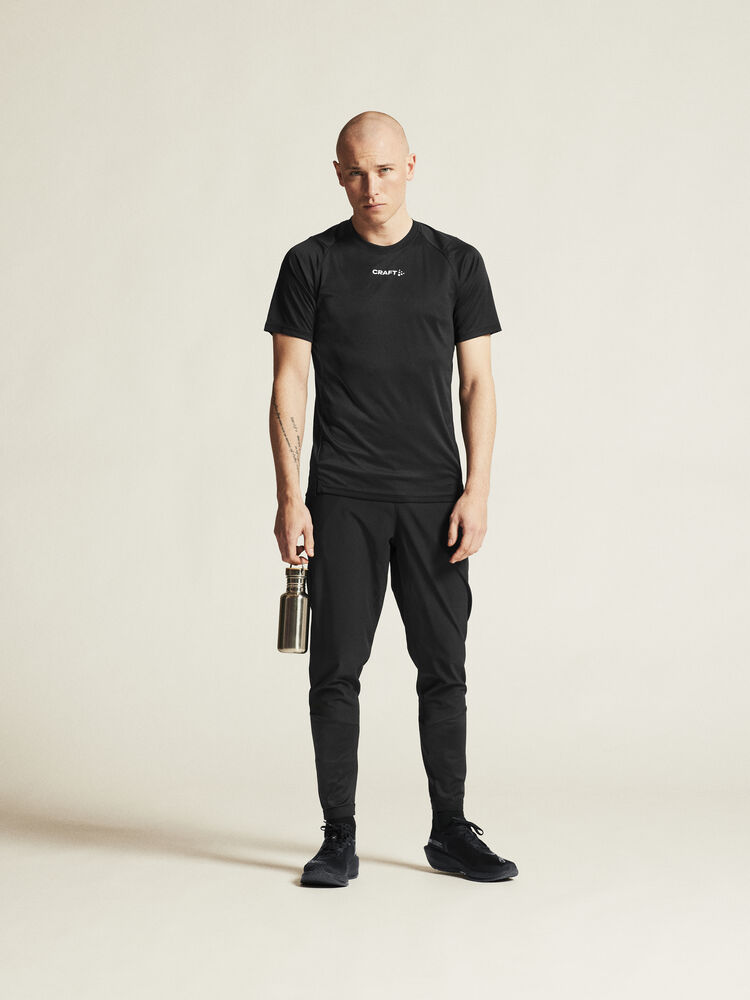 1914655-999000_Rush-2-SS-Tee-M_closeup1