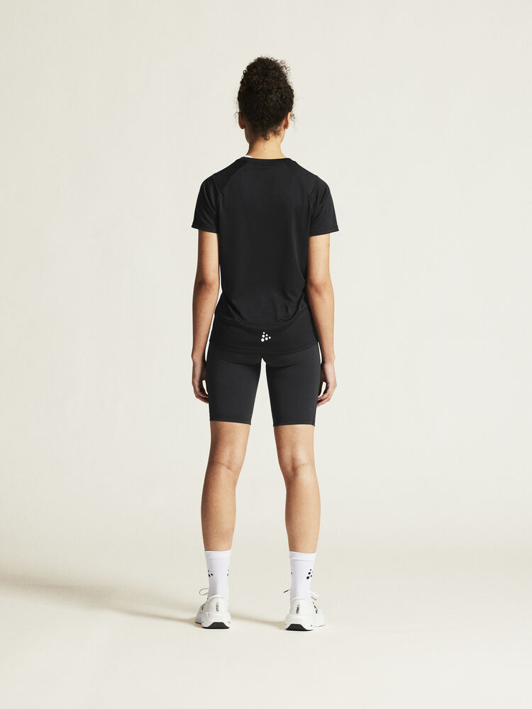 1914656-999000_Rush-2-SS-Tee-W_closeup3